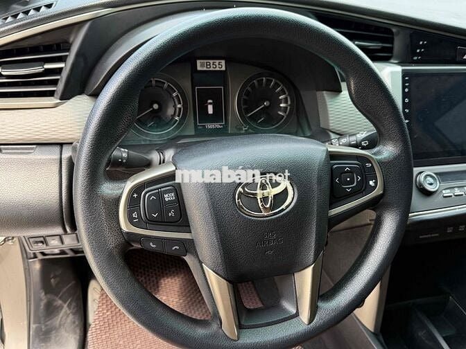 Toyota Innova 2017 2.0G -7 chỗ số tự động tại hãng