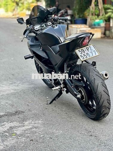 Yamaha R15V3 2018 Đen