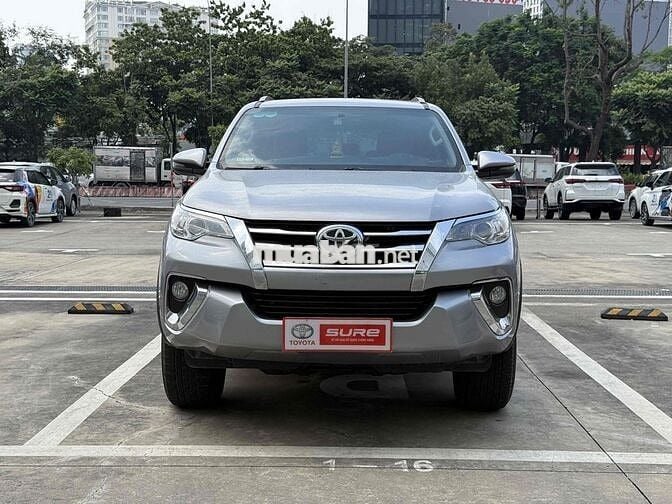 Toyota Fortuner 2019 - Máy Xăng - 1 Cầu - Tại Hãng