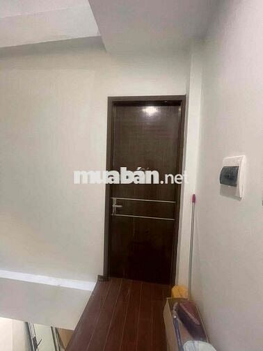 bán nhà 6 tầng ngõ 2 cầu bươu  mới kính cong