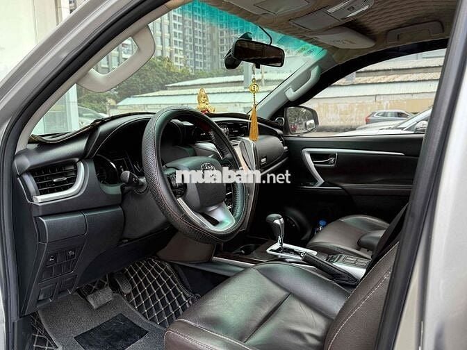 Toyota Fortuner 2019 - Máy Xăng - 1 Cầu - Tại Hãng