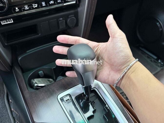 Toyota Fortuner 2019 - Máy Xăng - 1 Cầu - Tại Hãng