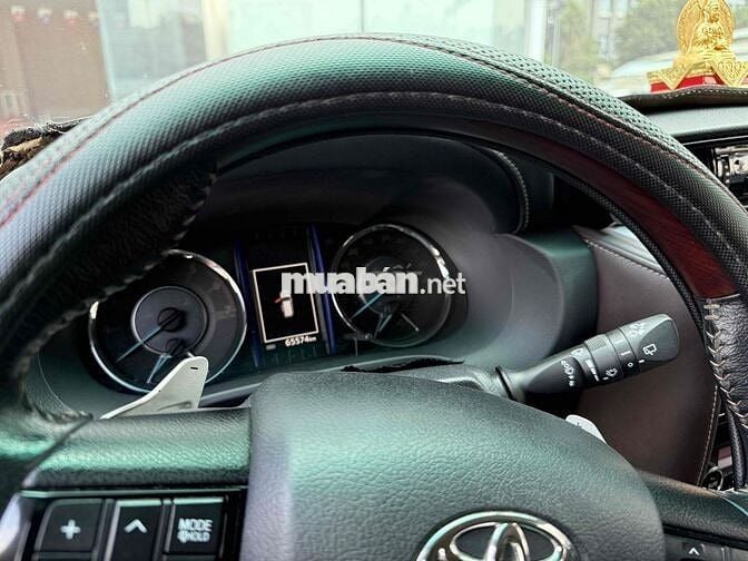 Toyota Fortuner 2019 - Máy Xăng - 1 Cầu - Tại Hãng