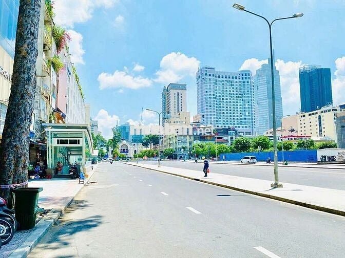 Chính chủ cho thuê nguyên căn quận 1 vị trí đẹp gần phố đi bộ