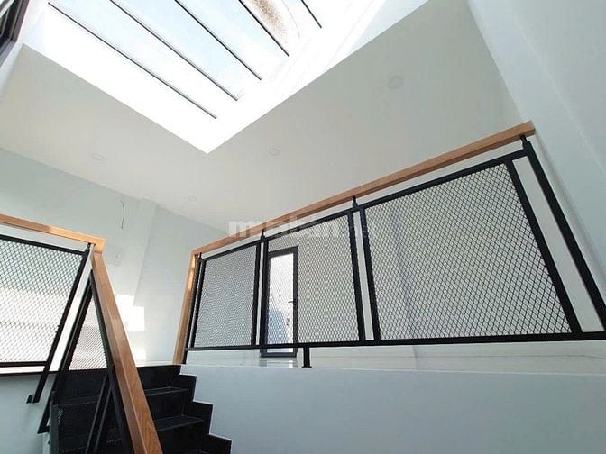 BÁN NHÀ HẺM ĐƯỜNG NGUYỄN TRI PHƯƠNG F4 QUẬN 10