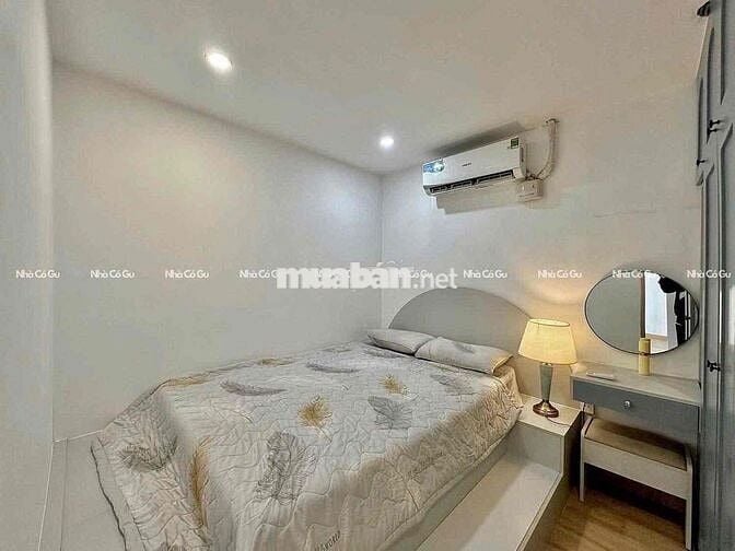 CĂN HỘ CAO CẤP 2PN 1PK FULL NỘI THẤT - CÔNG VIÊN HOÀNG VĂN THỤ