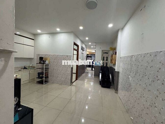 SIÊU PHẨM 3TẦNG 135M² GIÁP TÂN PHÚ GẦN NGÃ TƯ BỐN XÃ.