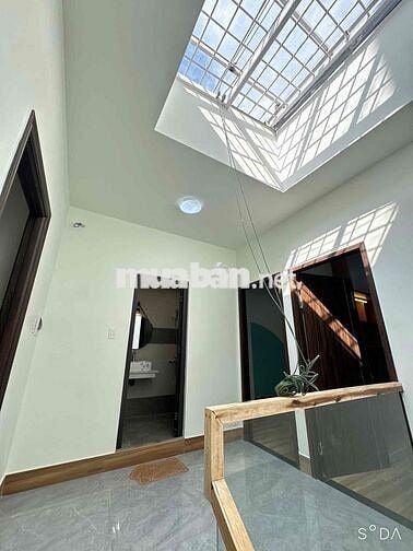 Nhà sổ hồng riêng 81m2, 3PN 2WC ngay vòng xoay An Lạc Tp.HCM