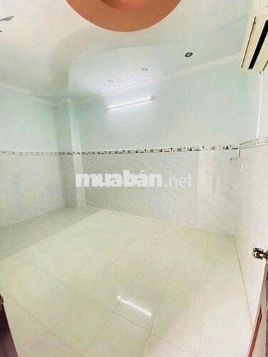 Cho thuê nhà mặt tiền đường Đồng Văn Cống có 5 phòng ngủ 5 máy lạnh