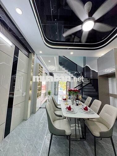 NHÀ PHỐ BCONS 4 LẦU SÁT METRO, THANH TOÁN 2 TỶ NHẬN NHÀ, SỔ SẴN