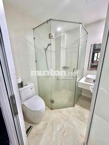 CĂN HỘ ĐẦY ĐỦ NỘI THẤT NGAY TRUNG TÂM