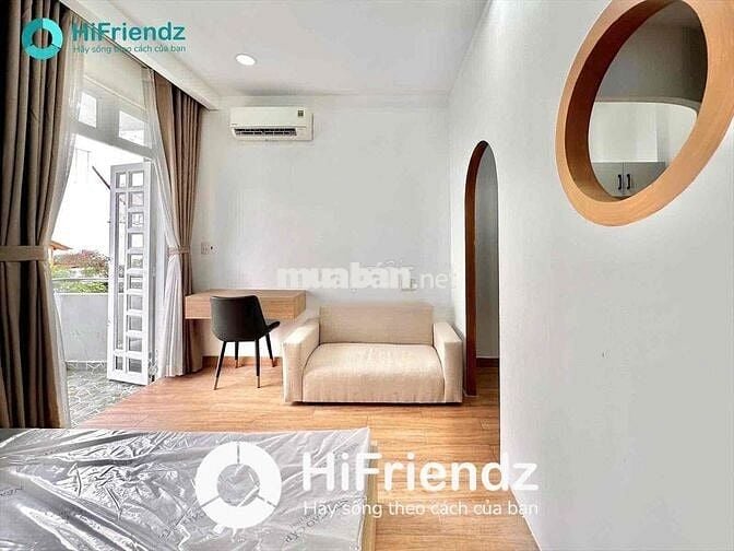 STUDIO BAN CÔNG 1 PHÒNG NGỦ TONE GỖ SIÊU SANG FULL NỘI THẤT CAO CẤP