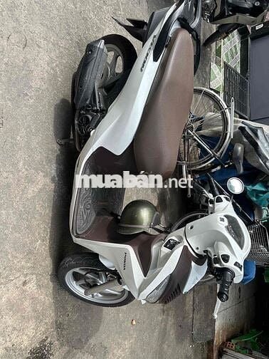 xe đang chạy kẹt tiền cần bán gấp