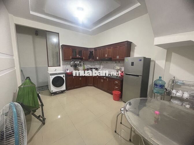 Cho thuê phòng có ban công ở được 3 người ngay Quốc lộ 13 - Hiệp Bình