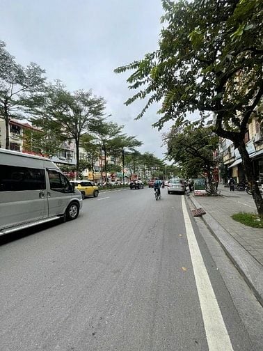 Bán căn hộ tập thể Vạn Bảo, Linh Lang, Đào Tấn 