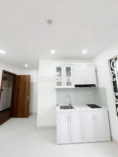 Bóc tem CCMN 25m2 Full đồ. Ban công thoáng tại Lạc Long Quân