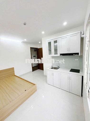 Bóc tem CCMN 25m2 Full đồ. Ban công thoáng tại Lạc Long Quân