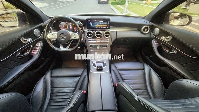 C300 AMG 2021 Trắng đen 1 chủ siêu lướt