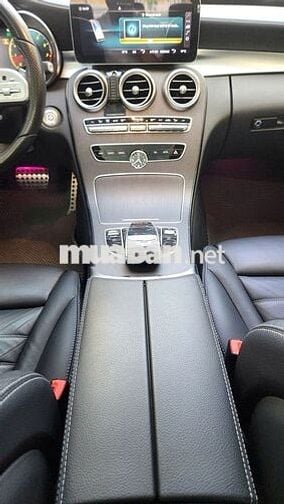 C300 AMG 2021 Trắng đen 1 chủ siêu lướt