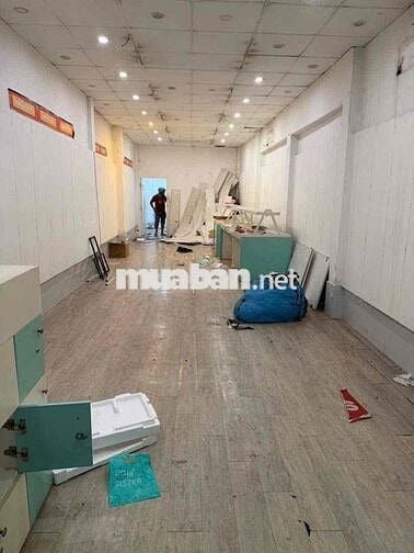 Cho Thuê Nhà Mặt Tiền -Cạnh Gốc Ngã Tư Hậu Giang-Quận 6