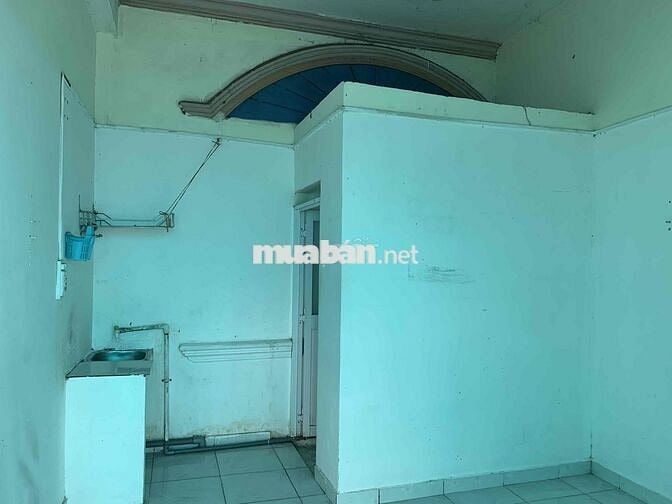 Pass phòng 20m2 quốc lộ 13 kế BXMĐ, giờ giấc tự do nvs kệ bếp nhà xe