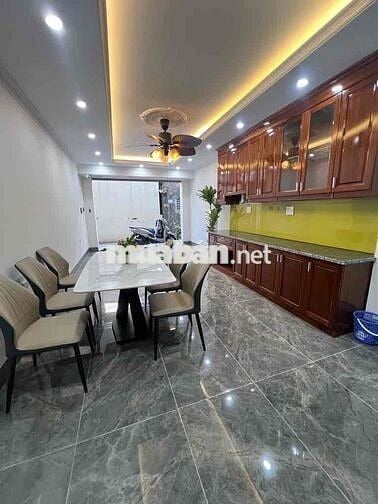 SIÊU PHẨM NHÀ MỚI – FULL NỘI THẤT – 6 TẦNG THANG MÁY – Ô TÔ 4 CHỖ ĐỖ C