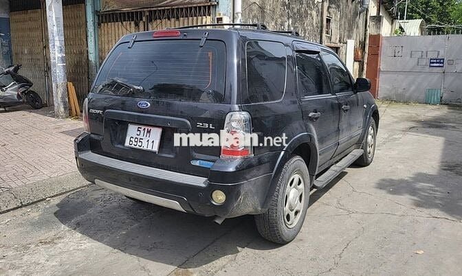 Ford Escape 2006 2.3L AT Đen 98500 km
