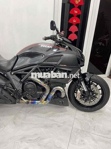 DUCATI Diavel