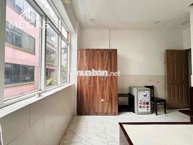 CHO THUÊ PHÒNG GIÁ RẺ FULL NỘI THẤT CÓ CỬA SỔ GẦN TRUNG TÂM QUẬN 1