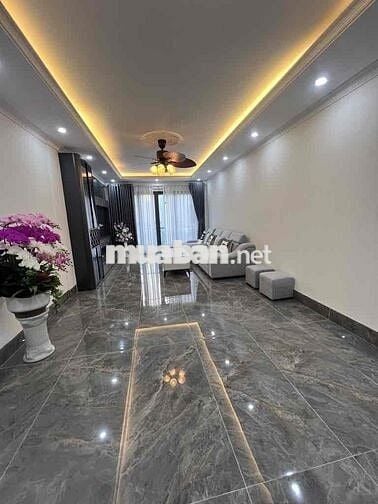 SIÊU PHẨM NHÀ MỚI – FULL NỘI THẤT – 6 TẦNG THANG MÁY – Ô TÔ 4 CHỖ ĐỖ C