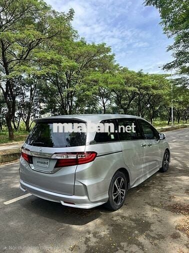 Chủ bán gấp Honda Odyssey 2016 - XE ĐẸP