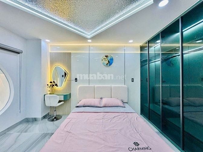 Siêu vị trí! Bán nhà đường Tú Xương, trung tâm Quận 3