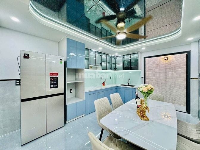 Siêu vị trí! Bán nhà đường Tú Xương, trung tâm Quận 3