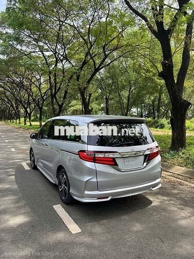 Chủ bán gấp Honda Odyssey 2016 - XE ĐẸP
