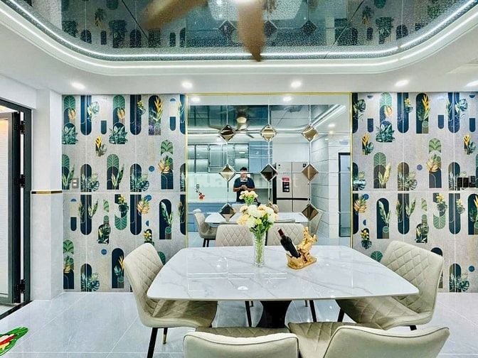 Siêu vị trí! Bán nhà đường Tú Xương, trung tâm Quận 3