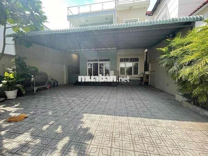 Bán Biệt Thự 1 trệt 1 lầu 1 tum ngay KDC Phúc Hiếu