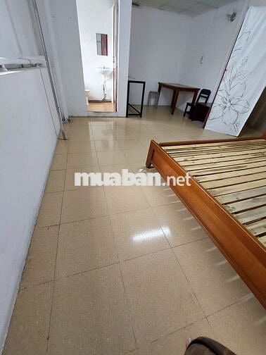 Còn *** 1 phòng trống tại Quận 6 địa chỉ 151 đường số 22 P11 Q6.