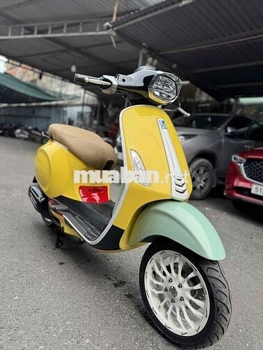 Piaggio Vespa iGet 2018 Vàng BSTP 9 chủ