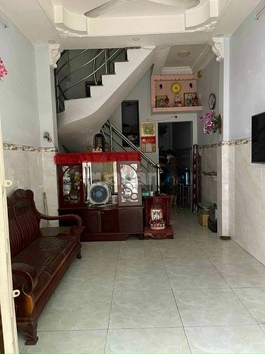 Bán nhà hẻm 5m ngay trung tâm Bình Phú Q6