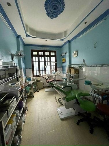 Bán nhà hẻm 5m ngay trung tâm Bình Phú Q6