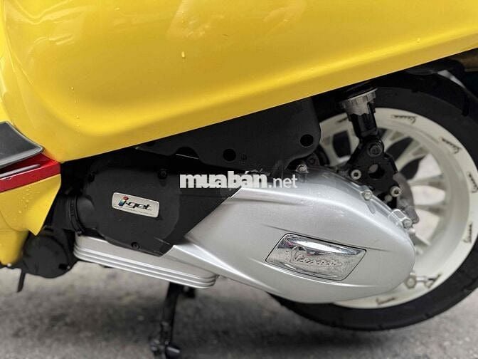 Piaggio Vespa iGet 2018 Vàng BSTP 9 chủ