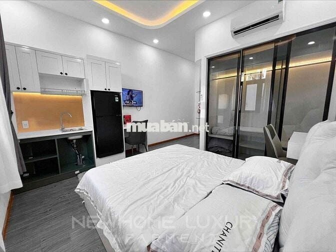 CĂN HỘ CAO CẤP FULL NỘI THẤT CỬA SỔ THOÁNG TV RIÊNG THIẾT KẾ HIỆN ĐẠI