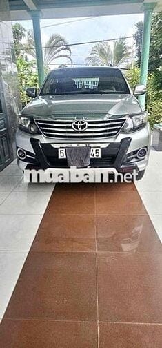 Toyota Fortuner 2015 Xăng Tự động 100000 km Bạc