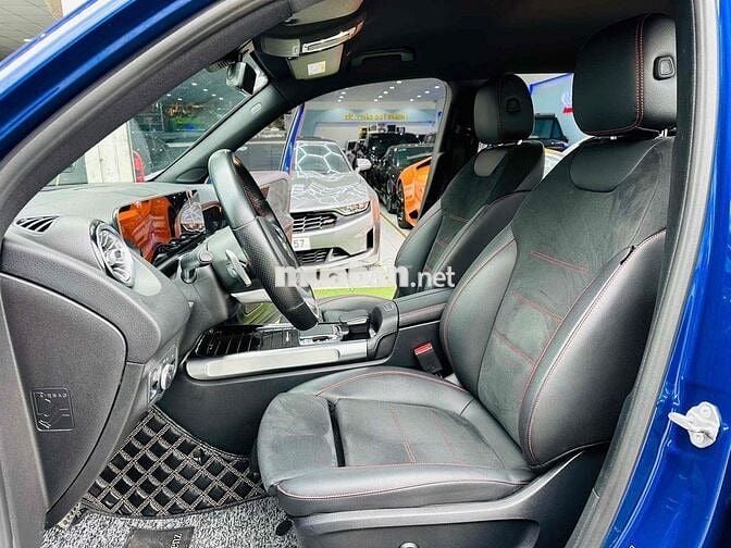 Mercedes-Benz GLB 200 Model 2021