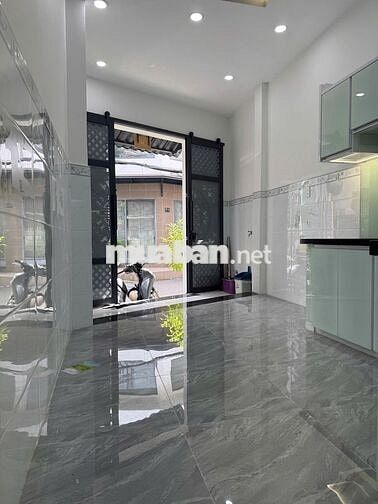 Mặt Tiền Kinh doanh Trịnh đình trọng nhà đẹp ở liền