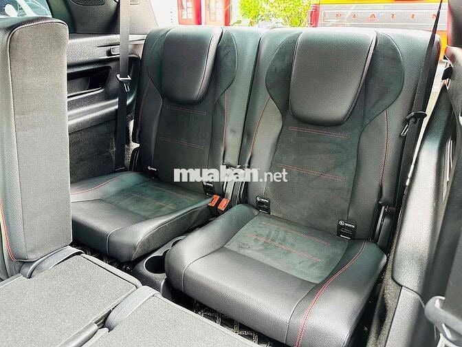 Mercedes-Benz GLB 200 Model 2021