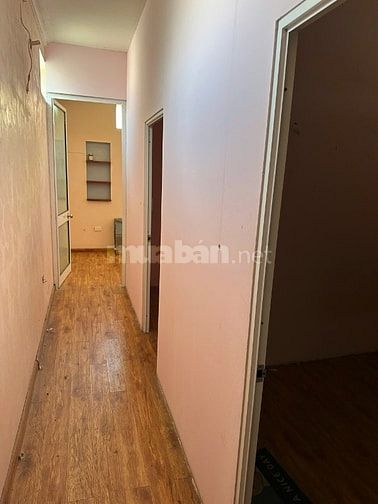 Nhà 3 tầng 1 tum,13 phòng,cho thuê ở,kho,căn hộ dịch vụ,Võ Chí Công