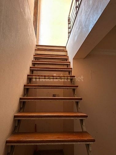 Nhà 3 tầng 1 tum,13 phòng,cho thuê ở,kho,căn hộ dịch vụ,Võ Chí Công