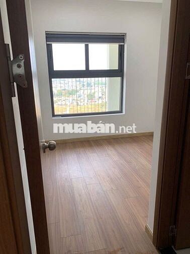 Cho Thuê Căn Hộ 2PN 2WC Bcons Garden Nội Thất Cơ Bản 5,5tr/tháng