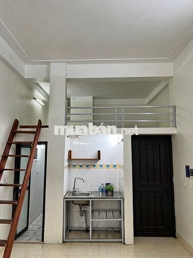 PHÒNG GÁC XÉP 30M2 NGAY NGÃ TƯ TỐ HỮU - VẠN PHÚC - BAN CÔNG THOÁNG